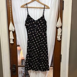 GAP, Floral Black Dress. Size 8. NWOT.